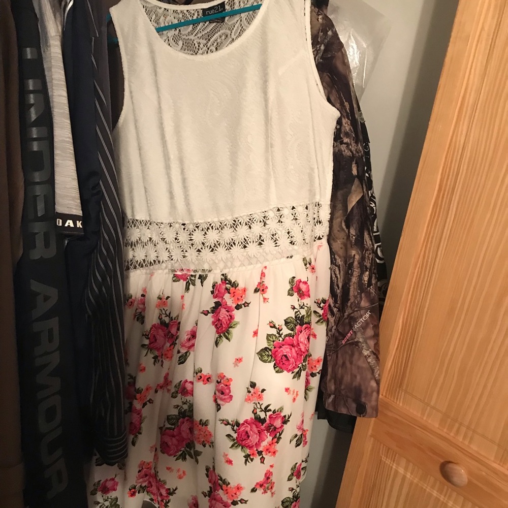 Rue 21 dress